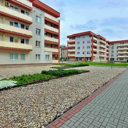 Bakosova Prijemny 2 Izbovy Byt V Centre, 24H Self Check-In Apartment Banska Bystrica Exterior photo